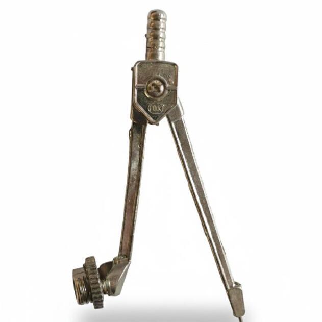 Fox Students' Compass - Art#313